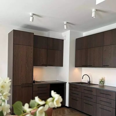 Alquiler a largo plazo de un piso de 2 habitaciones y 50m² en el distrito de Wola, Varsovia, Polonia