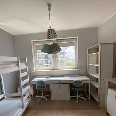 Долгосрочная аренда 3-комнатной квартиры 72.9м² в районе Прага-Пулудне, Варшава, Польша