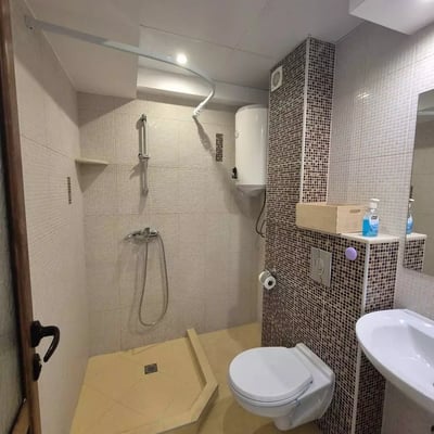 Location longue durée d’un appartement 2 pièces avec vue sur mer, Varna, quartier Alen Mak, Bulgarie