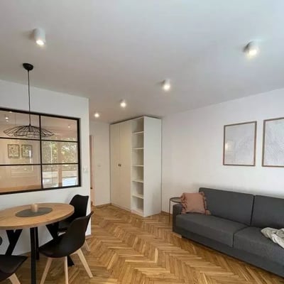 Long-term rental of a 2-room apartment 48m², Kraków, Poland