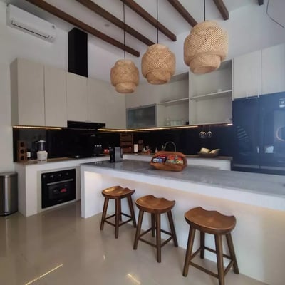 Long-term villa rental with 4 bedrooms in Pejeng, Bali, Indonesia