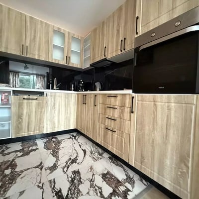 Location longue durée appartement 2 pièces au bord de la mer, quartier Kabakum, Varna, Bulgarie