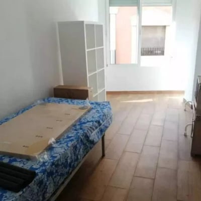 Location longue durée appartement 3 pièces avec balcon à Elche, Espagne