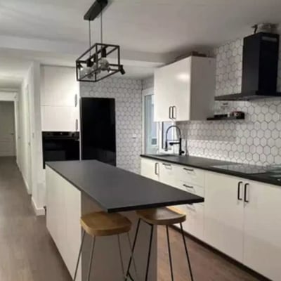 Langzeitmiete 3-Zimmer-Wohnung mit 130 m² in Elche, Spanien