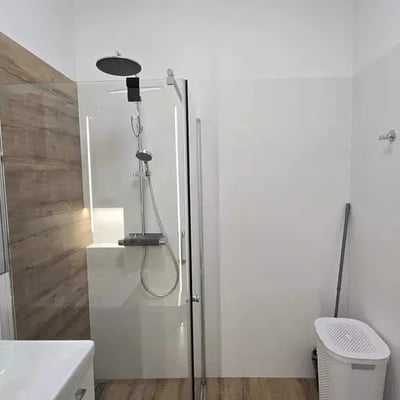 Long-term rent: 2-room apartment 45 m² in Wola Justowska, Krakow, Poland