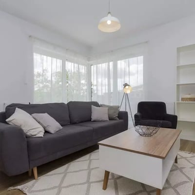 Long-term rent: 2-room apartment 55 m² in Stare Miasto, Krakow, Poland