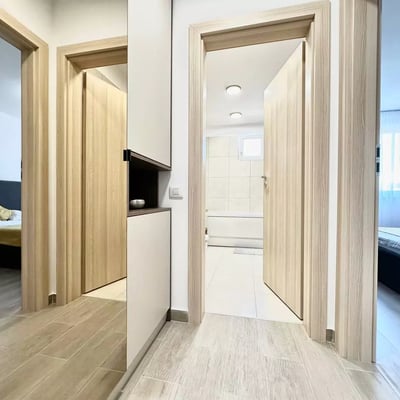 Langzeitmiete einer 2-Zimmer-Wohnung in Urban Plaza, Brașov, Rumänien