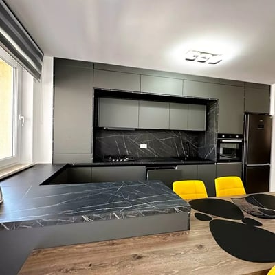 Langzeitmiete einer 2-Zimmer-Wohnung in Urban Plaza, Brașov, Rumänien