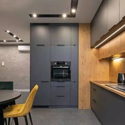 Location longue durée d’un appartement 2 pièces de 49 m², quartier Wola, Varsovie, Pologne