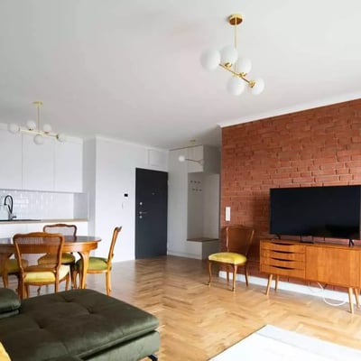 Alquiler a largo plazo de piso de 3 habitaciones 77 m², distrito Praga-Północ, Varsovia, Polonia