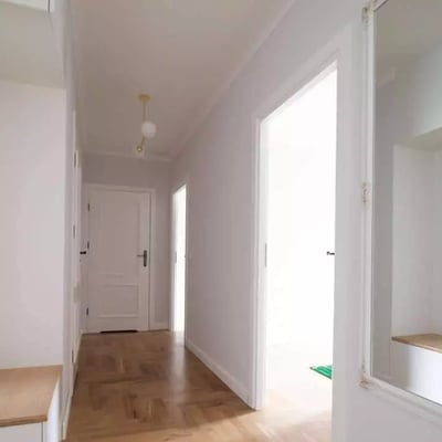 Alquiler a largo plazo de piso de 3 habitaciones 77 m², distrito Praga-Północ, Varsovia, Polonia