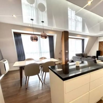 Langzeitmiete 4-Zimmer-Wohnung — Varna, Park Vazrazhdane, Bulgarien