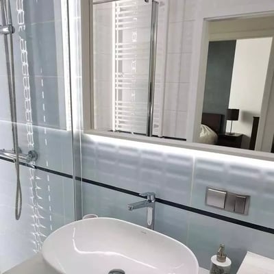 Location longue durée appartement 3 pièces 58 m² avec balcon, Wrocław, Pologne