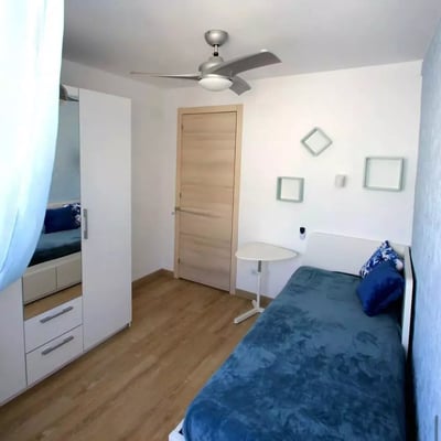 Long-term rental apartment with 3 bedrooms 100 m², Alicante, Spain