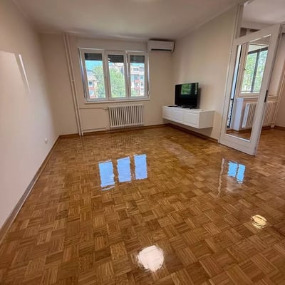 Langzeitmiete 2-Zimmer-Wohnung 43 m² mit Donau-Blick, Zentrum, Belgrad, Serbien