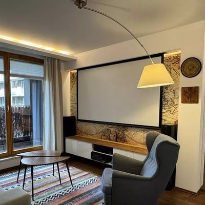 Langzeitmiete 1-Zimmer-Wohnung 40 m² im Stadtteil Zabłocie, Krakau, Polen