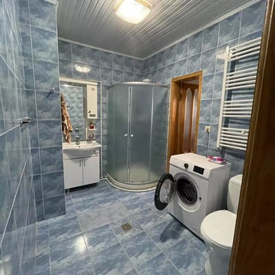 Alquiler a largo plazo apartamento 2+1, 80 m², Batumi, Georgia