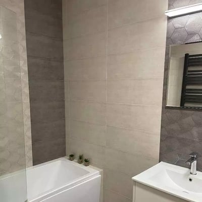 Location longue durée appartement 3 pièces, 63 m², quartier Grabiszyn, Wrocław, Pologne