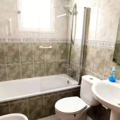 Location longue durée appartement 1 chambre, 50 m², Torrevieja, Espagne
