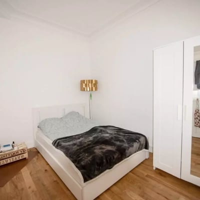 Long-term rental 2-room apartment, 30 m², 18th arrondissement, Paris, France