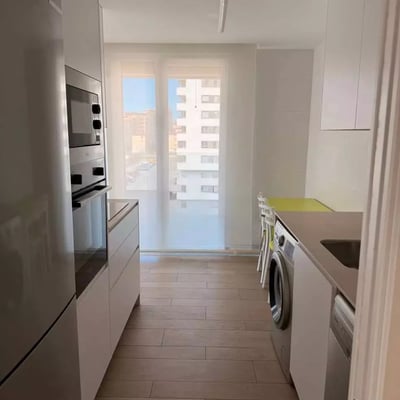 Long-term rental 3-bedroom apartment, 120 m², Benalúa area, Alicante, Spain