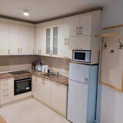 Langzeitmiete einer 52 m² großen Zweizimmerwohnung in Belgrad, Serbien