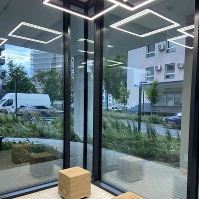 Langzeitmiete einer 2-Zimmer-Wohnung mit 40 m² in Wola, Warschau, Polen