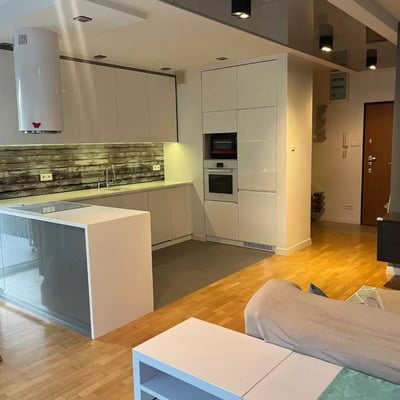 Langzeitmiete einer 2-Zimmer-Wohnung mit 53 m² in Grzegórzki, Krakau, Polen