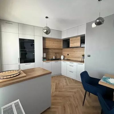 Langzeitmiete einer 3-Zimmer-Wohnung mit 61 m² in Górka Narodowa, Krakau, Polen