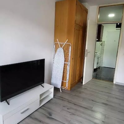 Location longue durée d’un studio de 25 m², Belgrade, Serbie