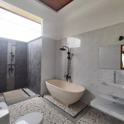 Long-term rental of a new 1-bedroom villa with pool in Singakerta, Bali, Indonesia