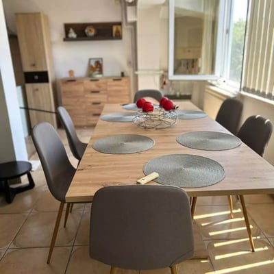 Long-term rental of 3-room apartment 75 m², Constanța, Romania