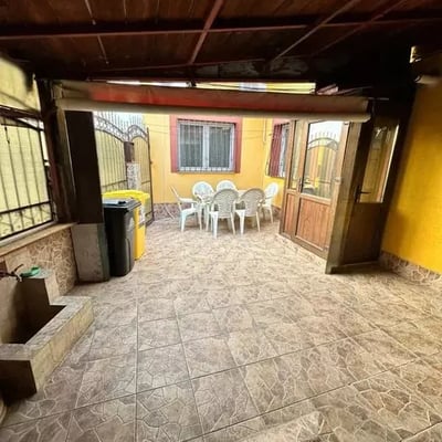 Langzeitmiete eines 3-Zimmer-Hauses mit 100 m² in Stadionul Farul / Faleza Nord, Constanța, Rumänien