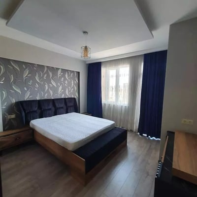 Alquiler a largo plazo de apartamento 2+1 de 95 m² en Batumi, Georgia