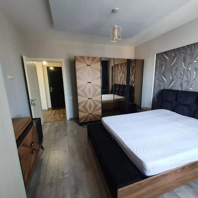 Alquiler a largo plazo de apartamento 2+1 de 95 m² en Batumi, Georgia