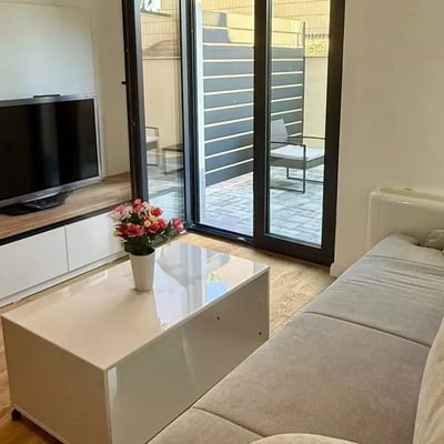 Location longue durée d’un studio de 36 m², Belgrade, Serbie