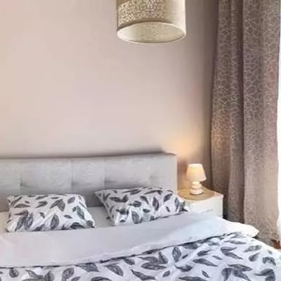 Langfristige Miete einer 2-Zimmer-Wohnung mit 45 m² in Krakau, Polen