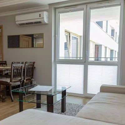 Langfristige Miete einer 2-Zimmer-Wohnung mit 50 m² in Krakau, Polen