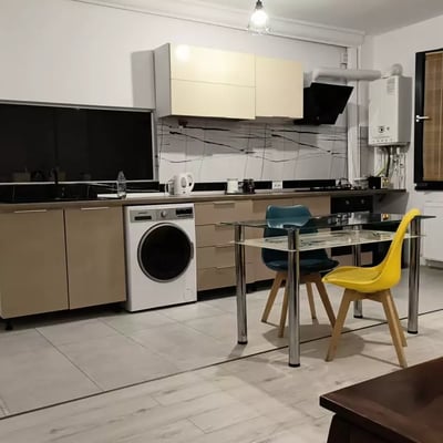Long-term rental of 90 m² apartment in Tomis Plus district, Constanța, Romania