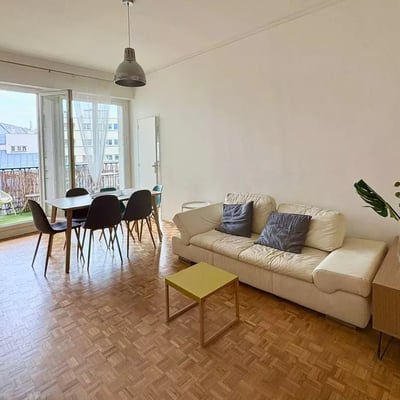 Long-term rental of 72 m² 3-room apartment in Paris 16th district, France