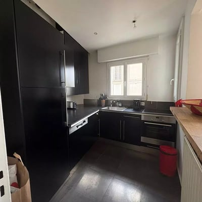 Long-term rental of 72 m² 3-room apartment in Paris 16th district, France