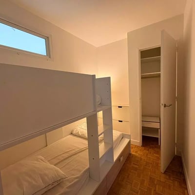 Long-term rental of 72 m² 3-room apartment in Paris 16th district, France