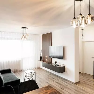 Location longue durée d’un appartement studio 2 pièces dans le quartier Tractorul, Brașov, Roumanie