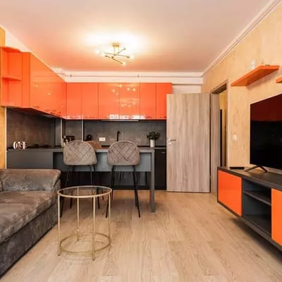 Alquiler a largo plazo de apartamento tipo estudio de 2 habitaciones en el distrito Tractorul, Brașov, Rumanía