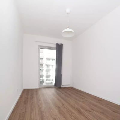 Long-term rental of 69 m² 3-room apartment in Stare Miasto, Kraków, Poland