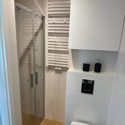 Location longue durée d’un appartement 2 pièces 32 m², quartier Jagodno, Wrocław, Pologne