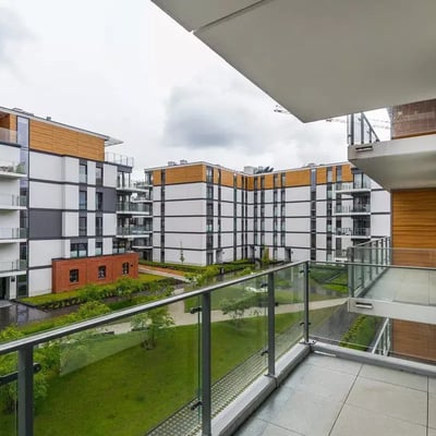 Location longue durée d’un appartement 2 pièces 44 m², Stare Miasto, Cracovie, Pologne