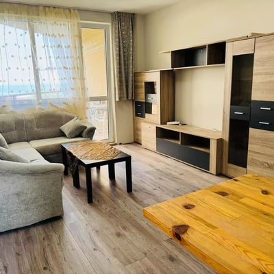 Langzeitmiete einer 2-Zimmer-Wohnung — Stadtteil Briz, Warna, Bulgarien