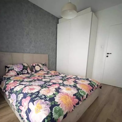 Langzeitmiete einer 3-Zimmer-Wohnung 63 m² — Wola, Warschau, Polen