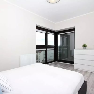 Location longue durée d’un appartement 2 pièces 44 m² — Wrocław, Pologne